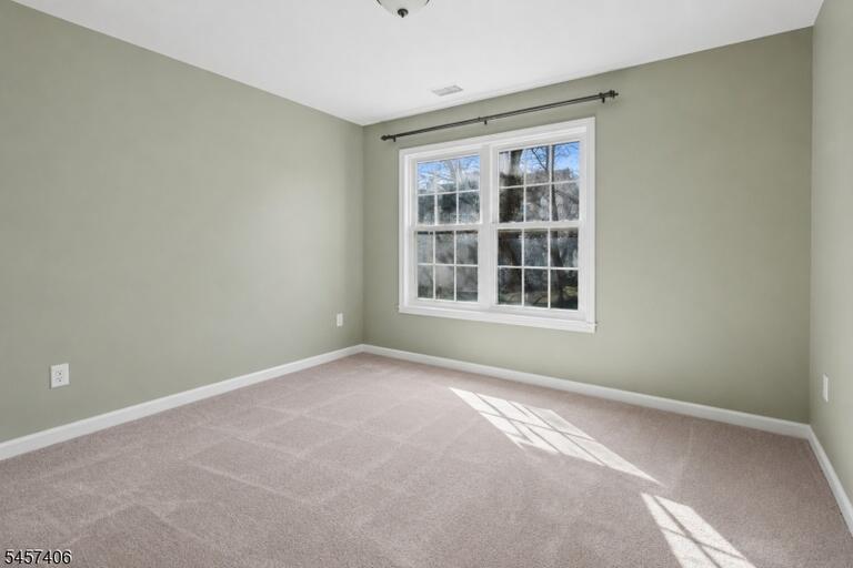Property listing MLS 4049815 photo 10