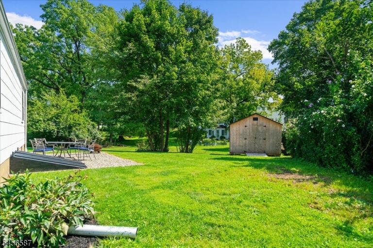 Property listing MLS 4049826 photo 22