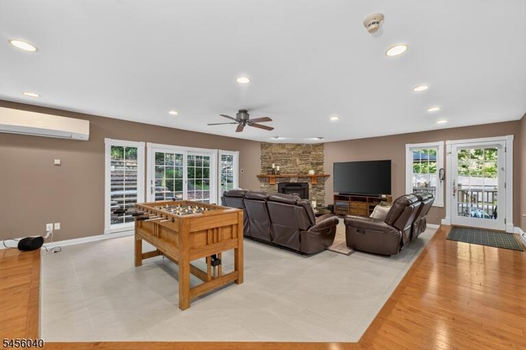 Property listing MLS 4049827 photo 16