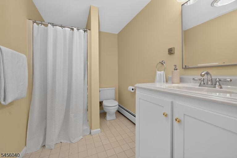 Property listing MLS 4049827 photo 38