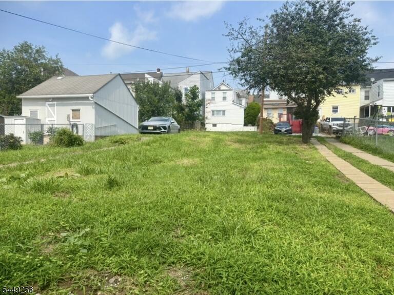Property listing MLS 4049832 photo 11