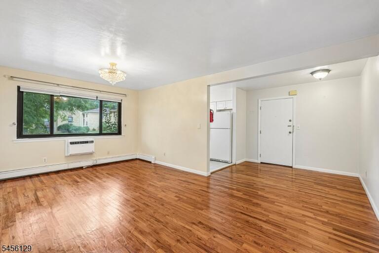 Property listing MLS 4049857 photo 11