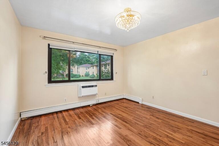 Property listing MLS 4049857 photo 7