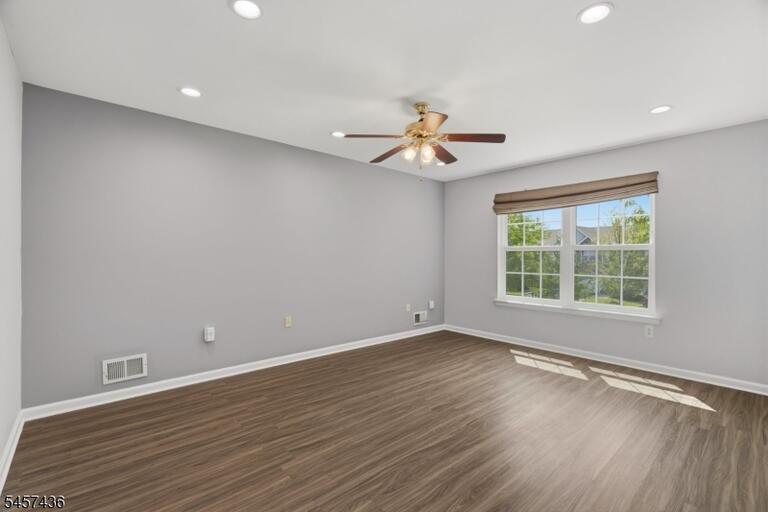 Property listing MLS 4049875 photo 15