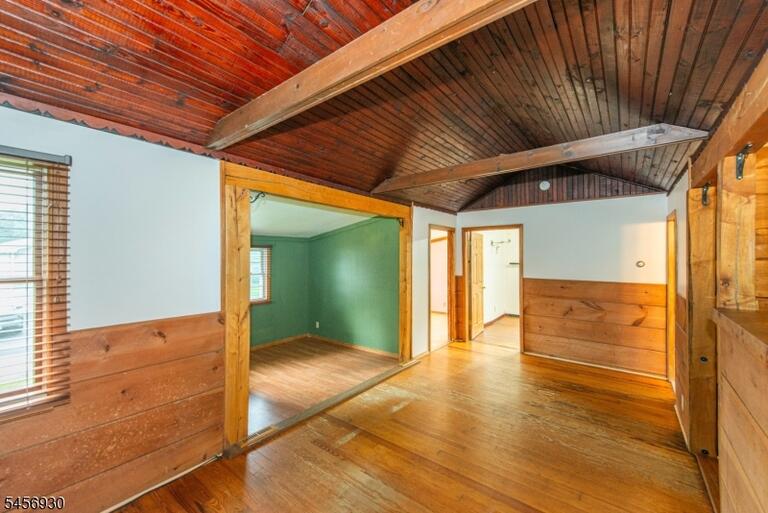 Property listing MLS 4049885 photo 29