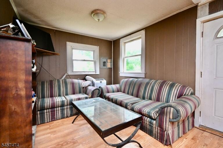 Property listing MLS 4049900 photo 9