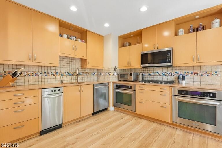 Property listing MLS 4049901 photo 16