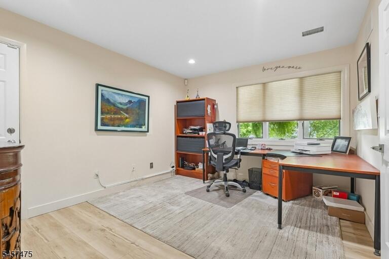 Property listing MLS 4049901 photo 24
