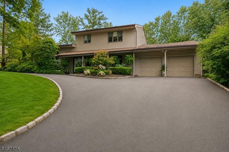 Property listing MLS 4049901 photo 47