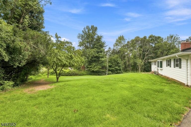 Property listing MLS 4049903 photo 16
