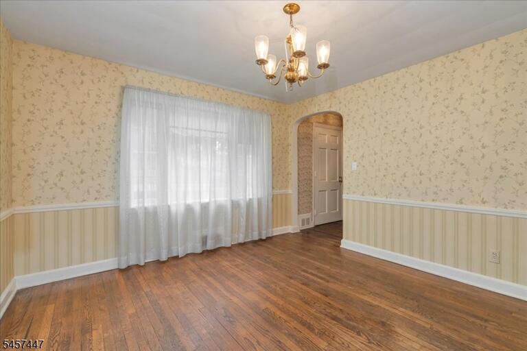 Property listing MLS 4049908 photo 12