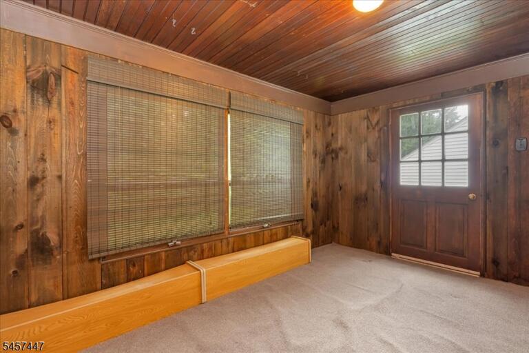 Property listing MLS 4049908 photo 9