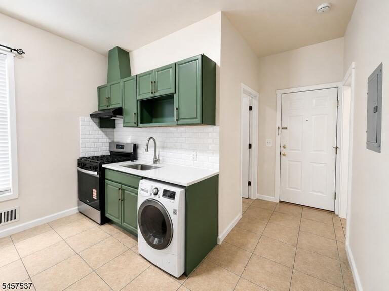 Property listing MLS 4049921 photo 16