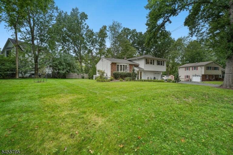 Property listing MLS 4049930 photo 42