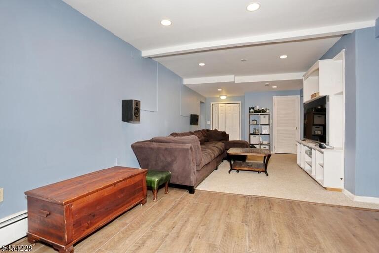 Property listing MLS 4049935 photo 36