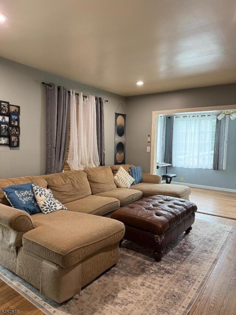 Property listing MLS 4049939 photo 7