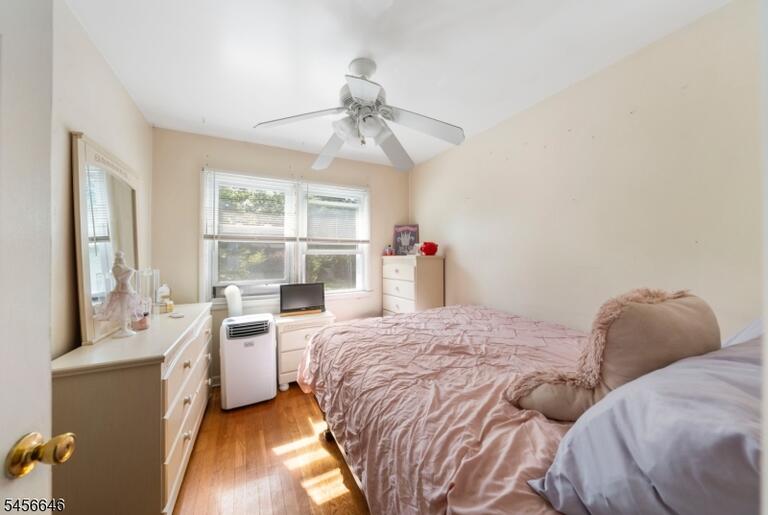 Property listing MLS 4049953 photo 15