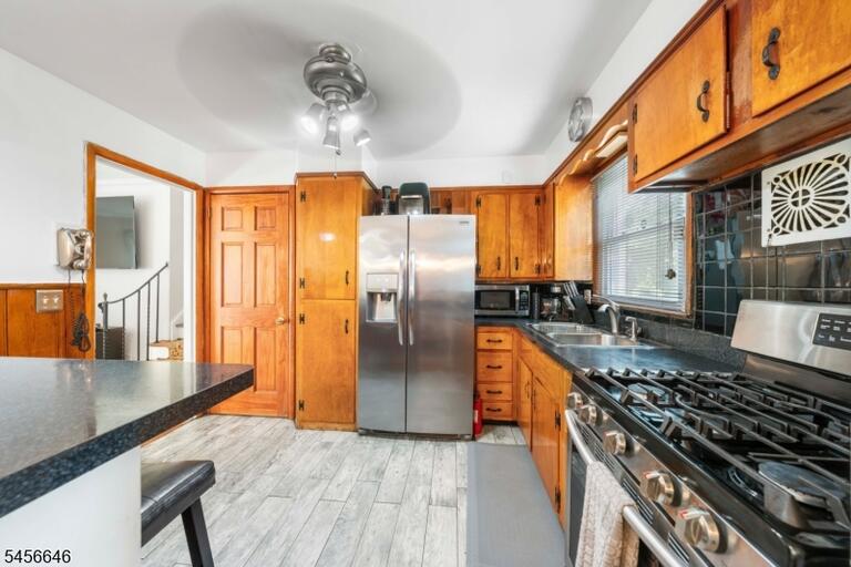 Property listing MLS 4049953 photo 7