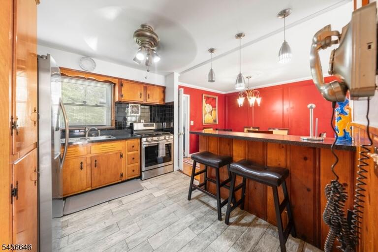 Property listing MLS 4049953 photo 9