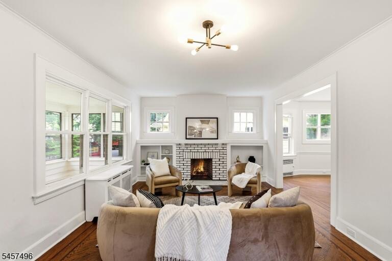 Property listing MLS 4049960 photo 9
