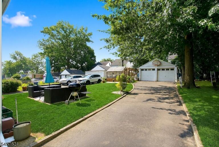 Property listing MLS 4049993 photo 14