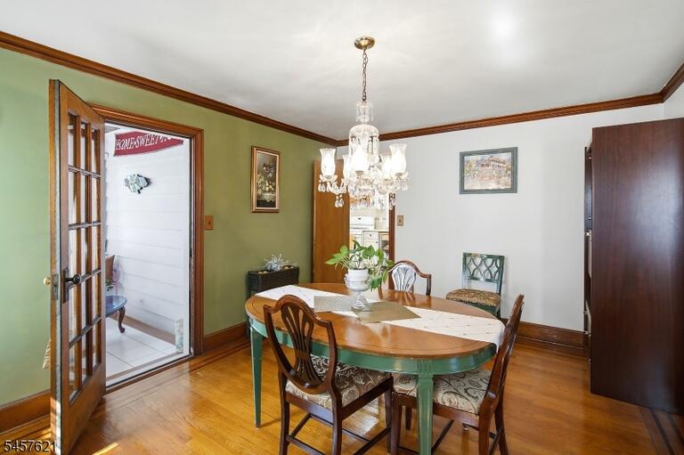 Property listing MLS 4049993 photo 4