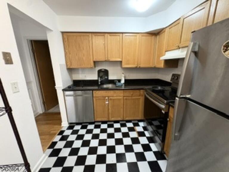 Property listing MLS 4049994 photo 11