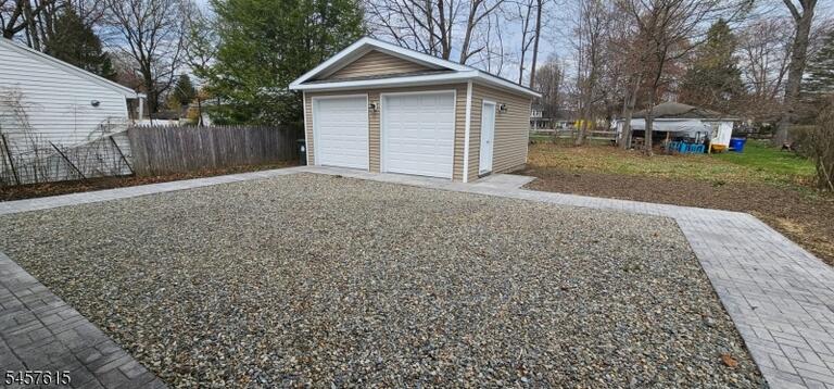 Property listing MLS 4049996 photo 5