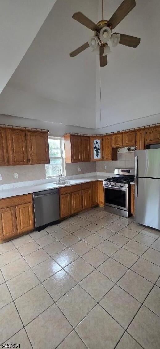 Property listing MLS 4049998 photo 2