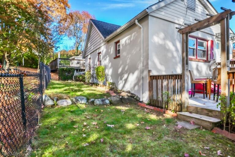Property listing MLS 4050004 photo 10