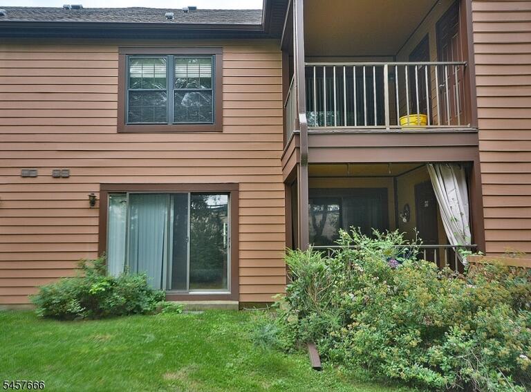 Property listing MLS 4050032 photo 28