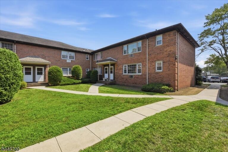 Property listing MLS 4050062 photo 12