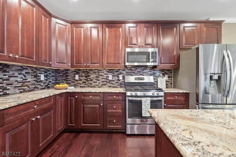 Property listing MLS 4050065 photo 21