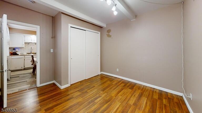 Property listing MLS 4050074 photo 9