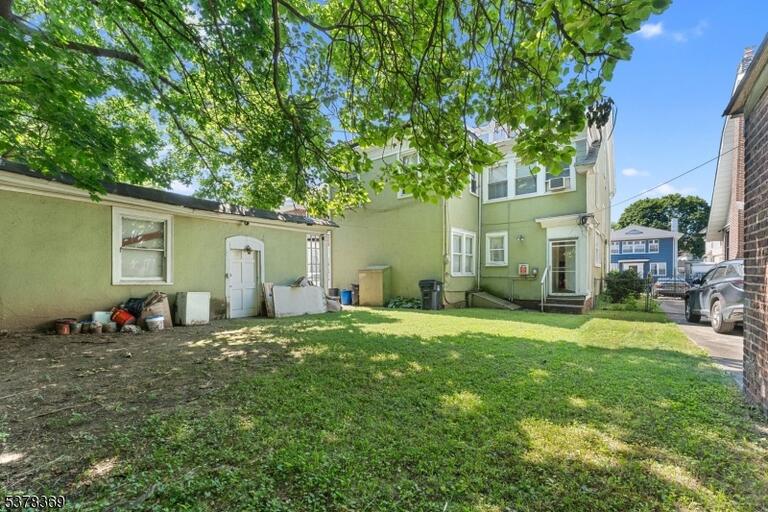 Property listing MLS 4050075 photo 34