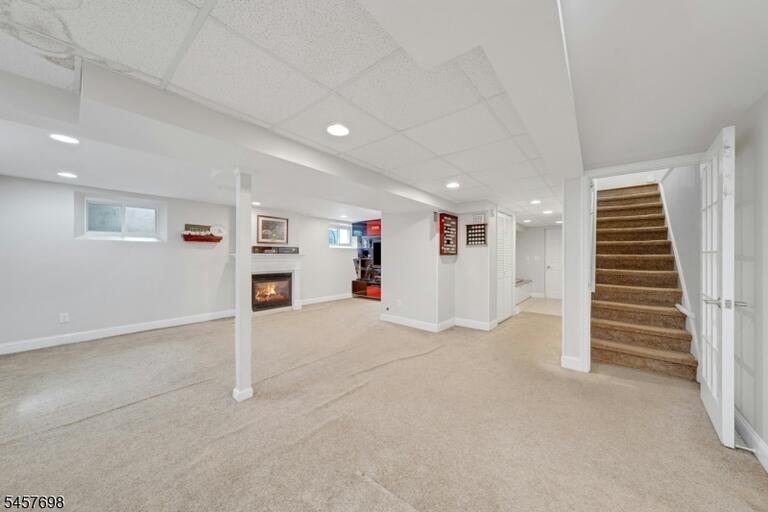 Property listing MLS 4050077 photo 27