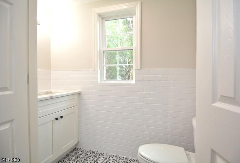 Property listing MLS 4050128 photo 15