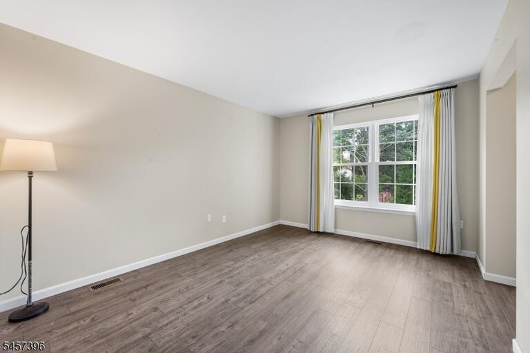 Property listing MLS 4050131 photo 11