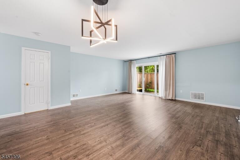 Property listing MLS 4050131 photo 5