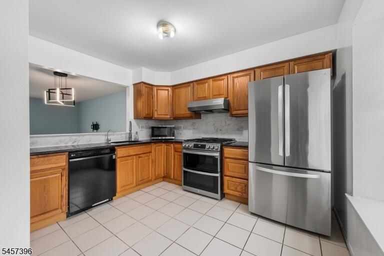 Property listing MLS 4050131 photo 6