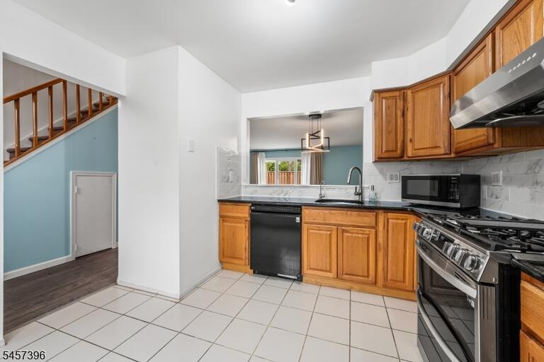 Property listing MLS 4050131 photo 7