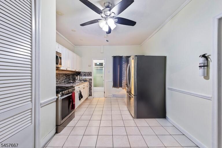 Property listing MLS 4050141 photo 18