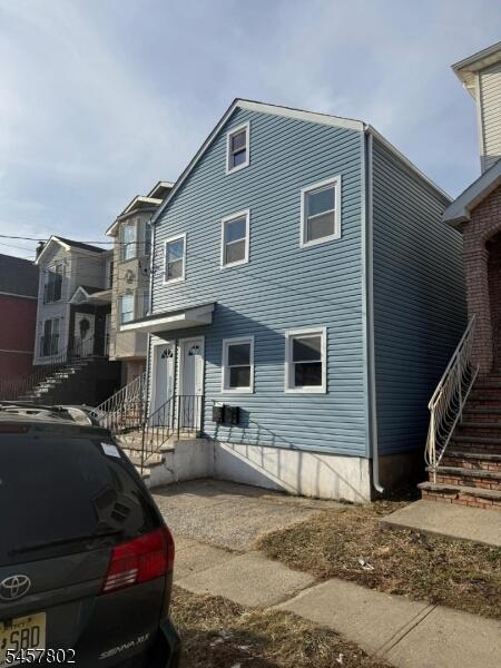 Property listing MLS 4050152 photo 2