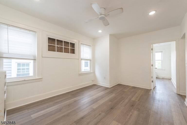 Property listing MLS 4050155 photo 14