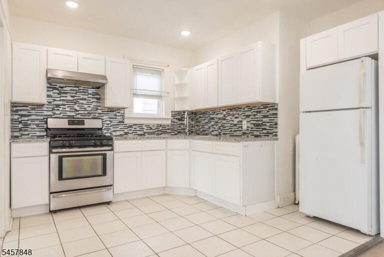 Property listing MLS 4050155 photo 16