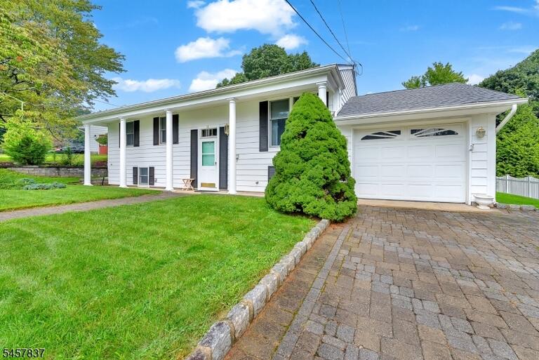 Property listing MLS 4050162 photo 8