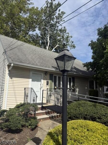 Property listing MLS 4050163 photo 1