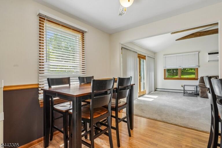 Property listing MLS 4050171 photo 9