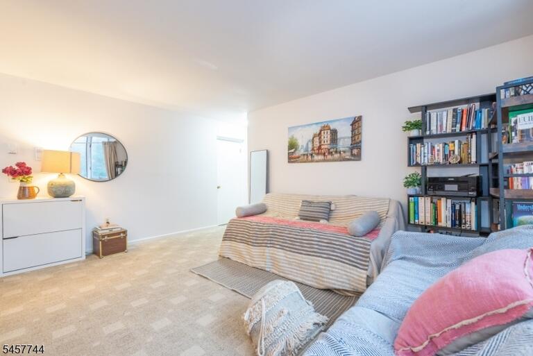 Property listing MLS 4050173 photo 8