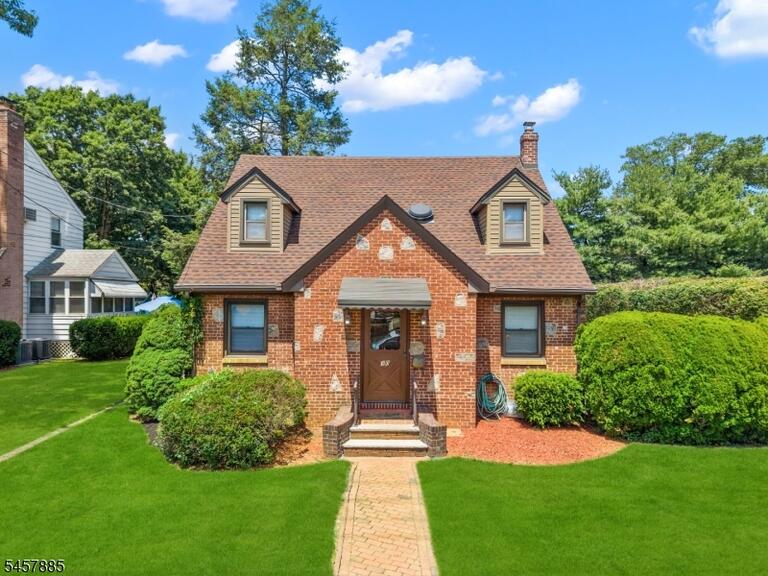 Property listing MLS 4050187 photo 1